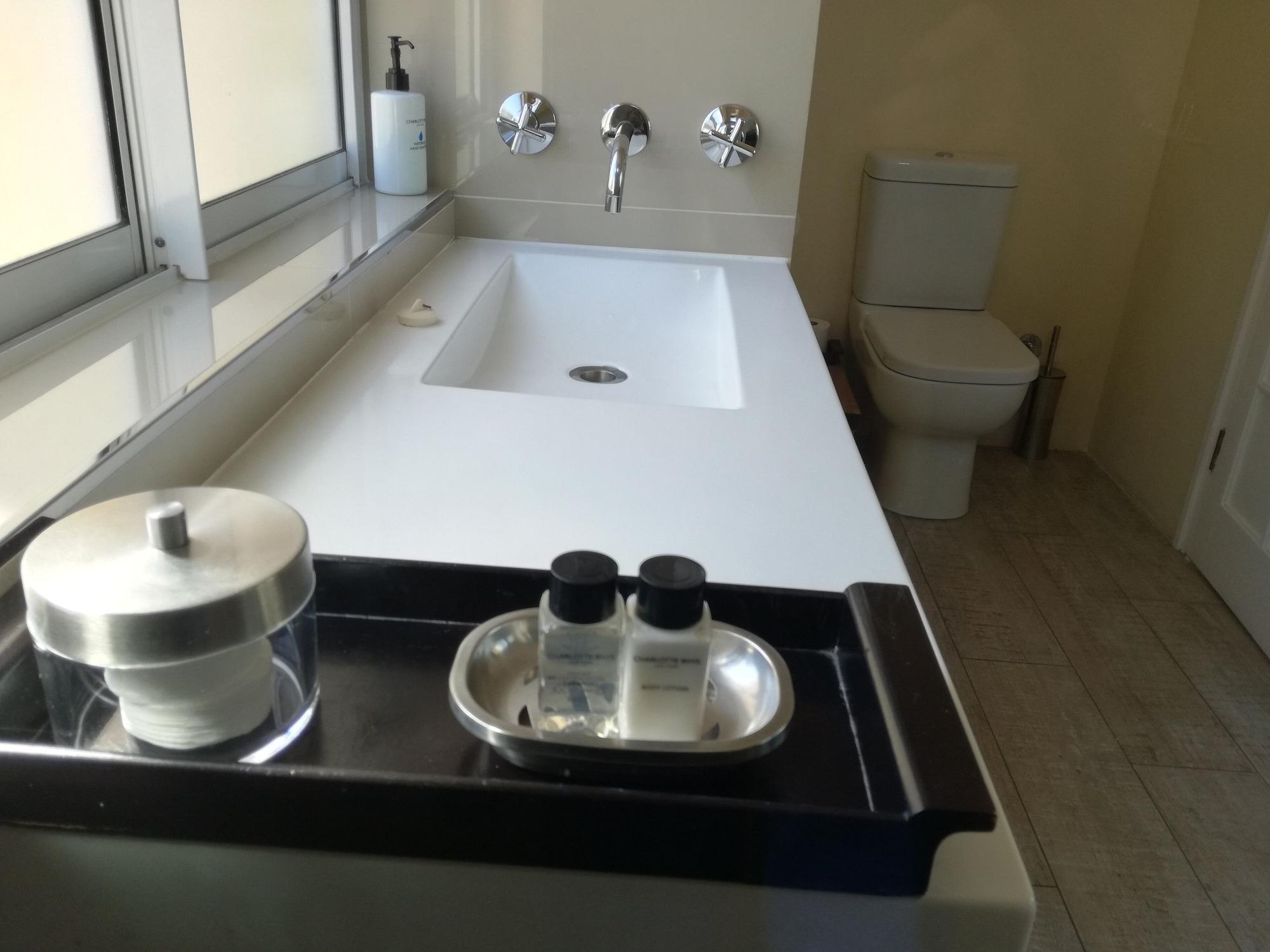 קייפטאון Liberty Lodge Guest House מראה חיצוני תמונה