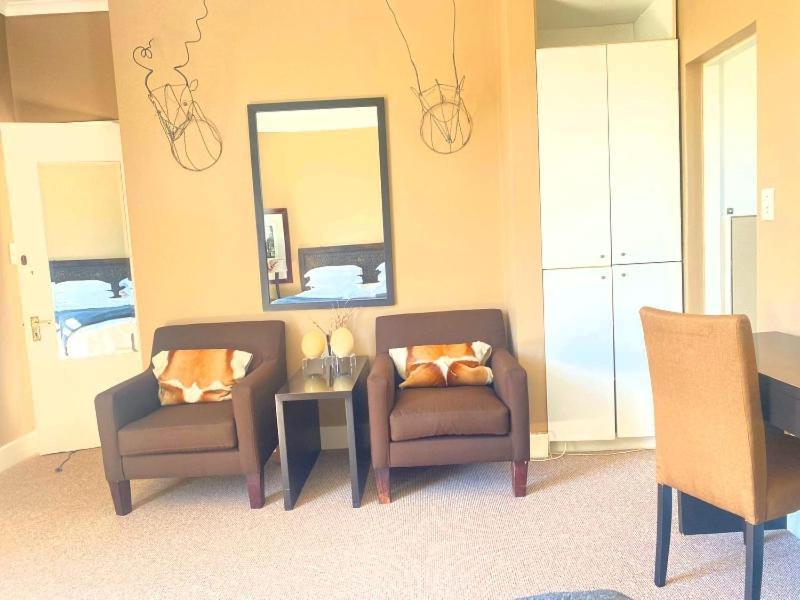 קייפטאון Liberty Lodge Guest House מראה חיצוני תמונה