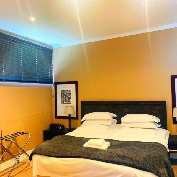 קייפטאון Liberty Lodge Guest House מראה חיצוני תמונה