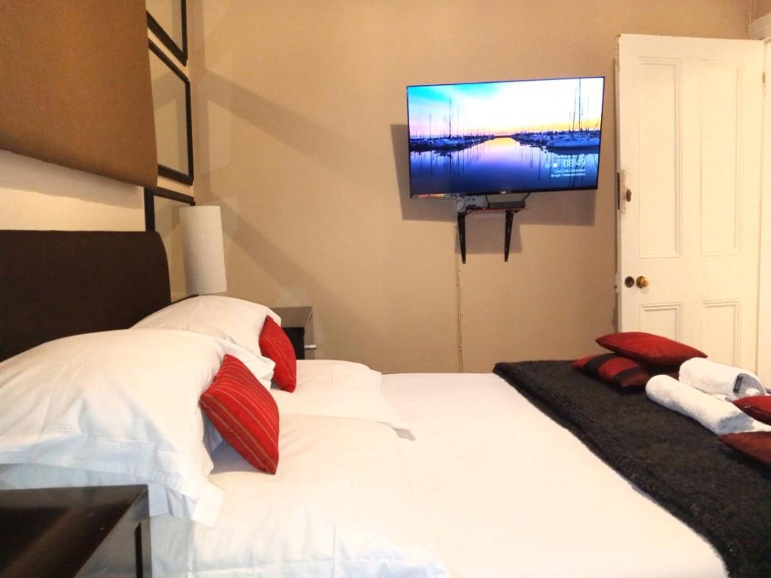 קייפטאון Liberty Lodge Guest House מראה חיצוני תמונה